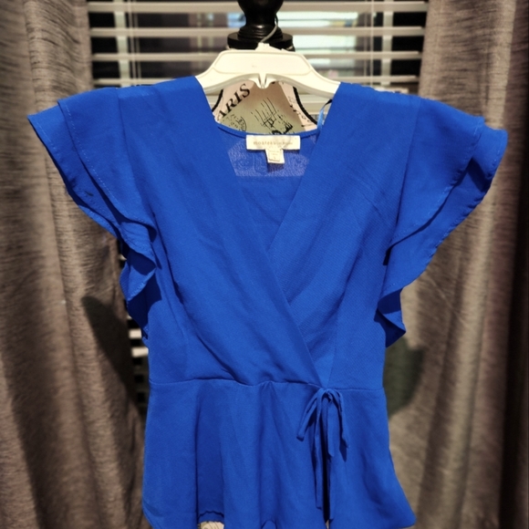Monteau Tops - 🦋 MONTEAU Women's Blouse